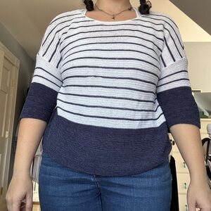 NIC+ZOE Navy and White Knit Top